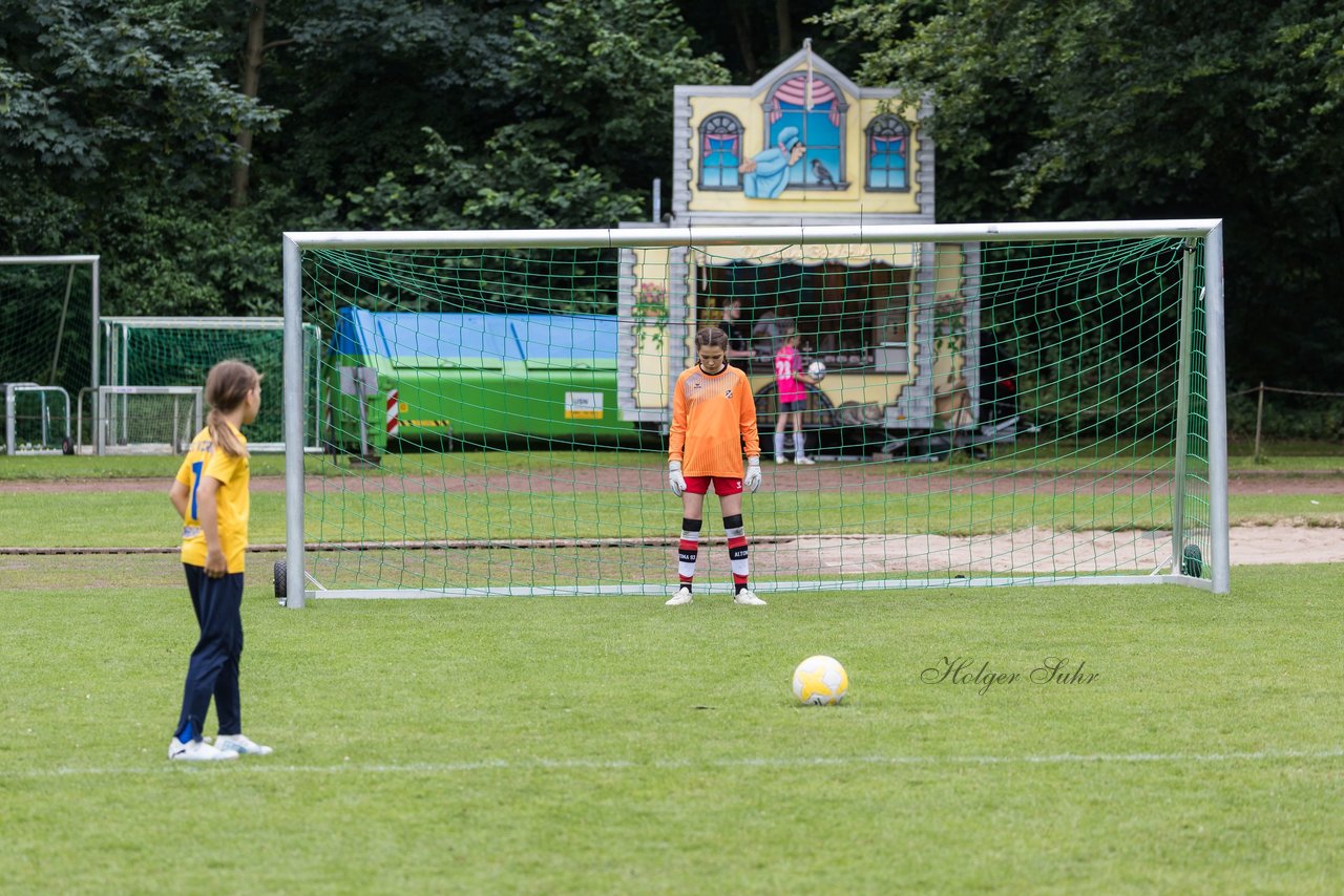 Bild 822 - Loewinnen Cup